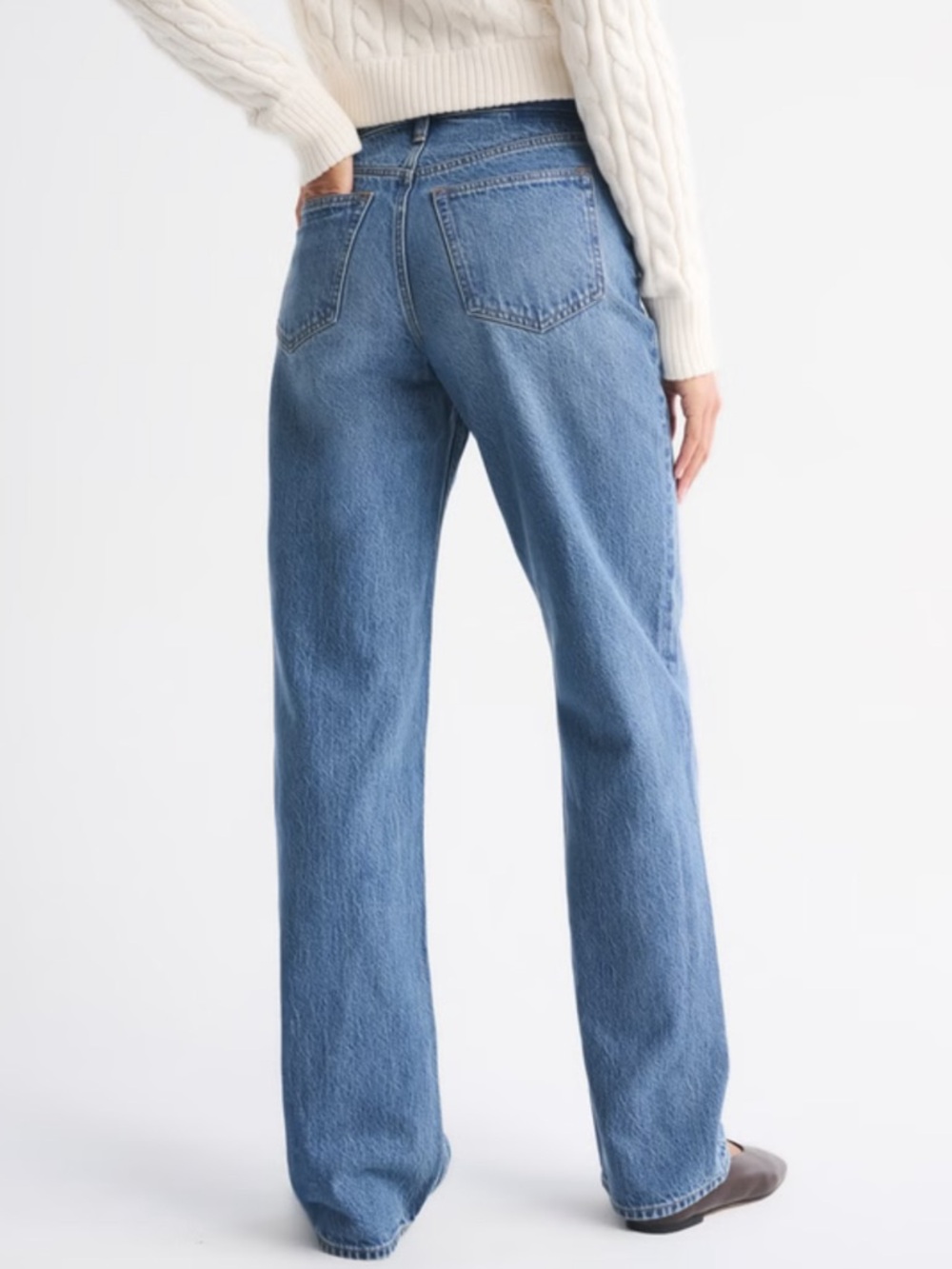 Abercrombie & Fitch High Rise Loose Jean Size 26 (2R)